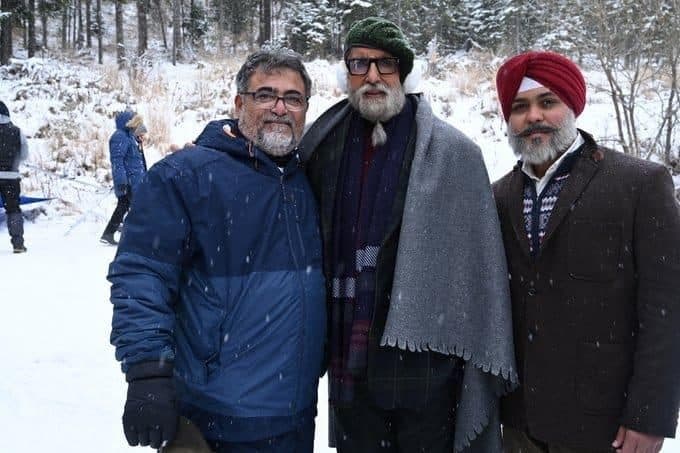 அடர் பனி லொக்கேசனில் அமிதாப்