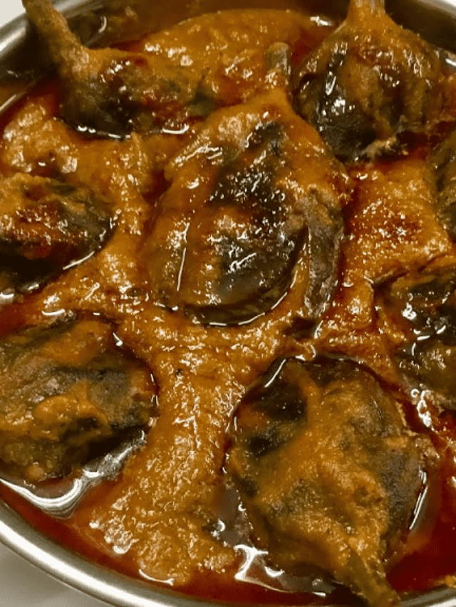 டேஸ்ட்டியான எண்ணெய் கத்தரிக்காய் குழம்பு!!