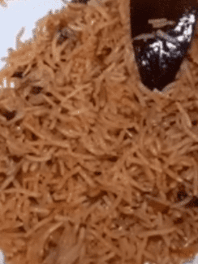 ஹோட்டல் ருசியில் வீட்டில் எளிமையாக குஸ்கா செய்வது எப்படி