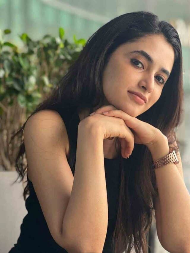 Priyanka_arul_mohan_pic