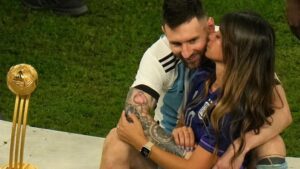 messi wife