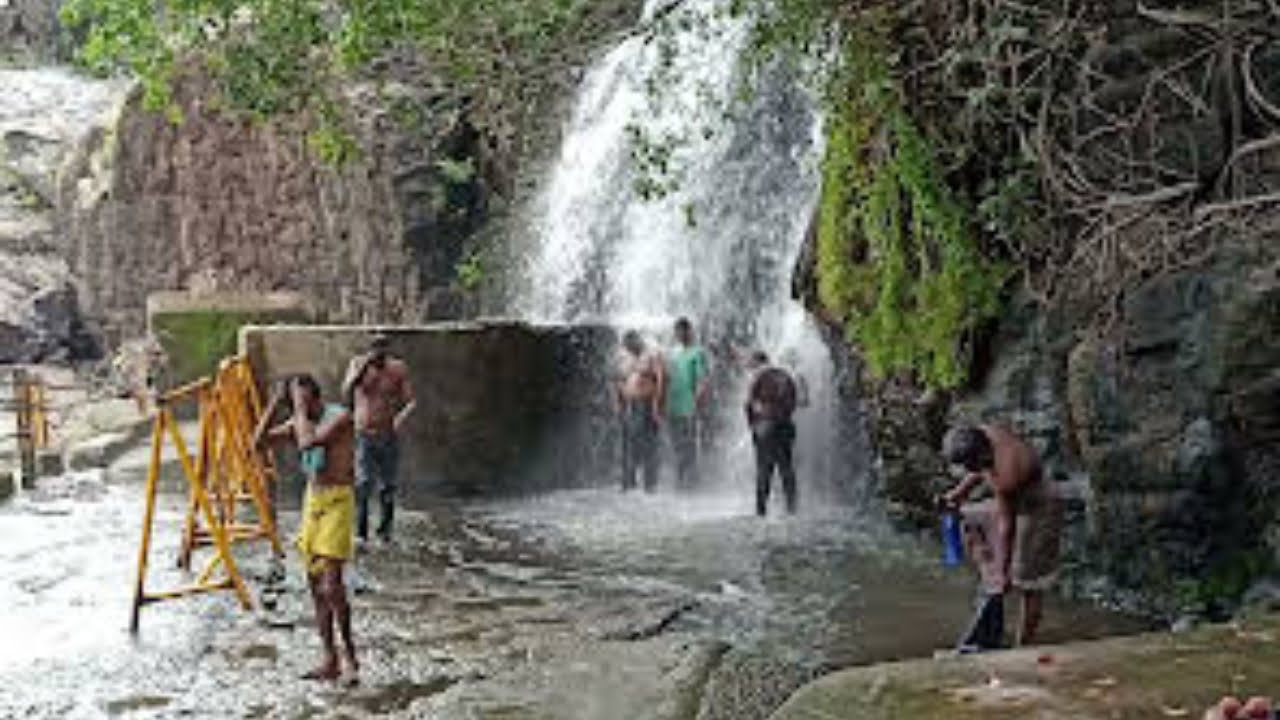 Agasthiyar Falls