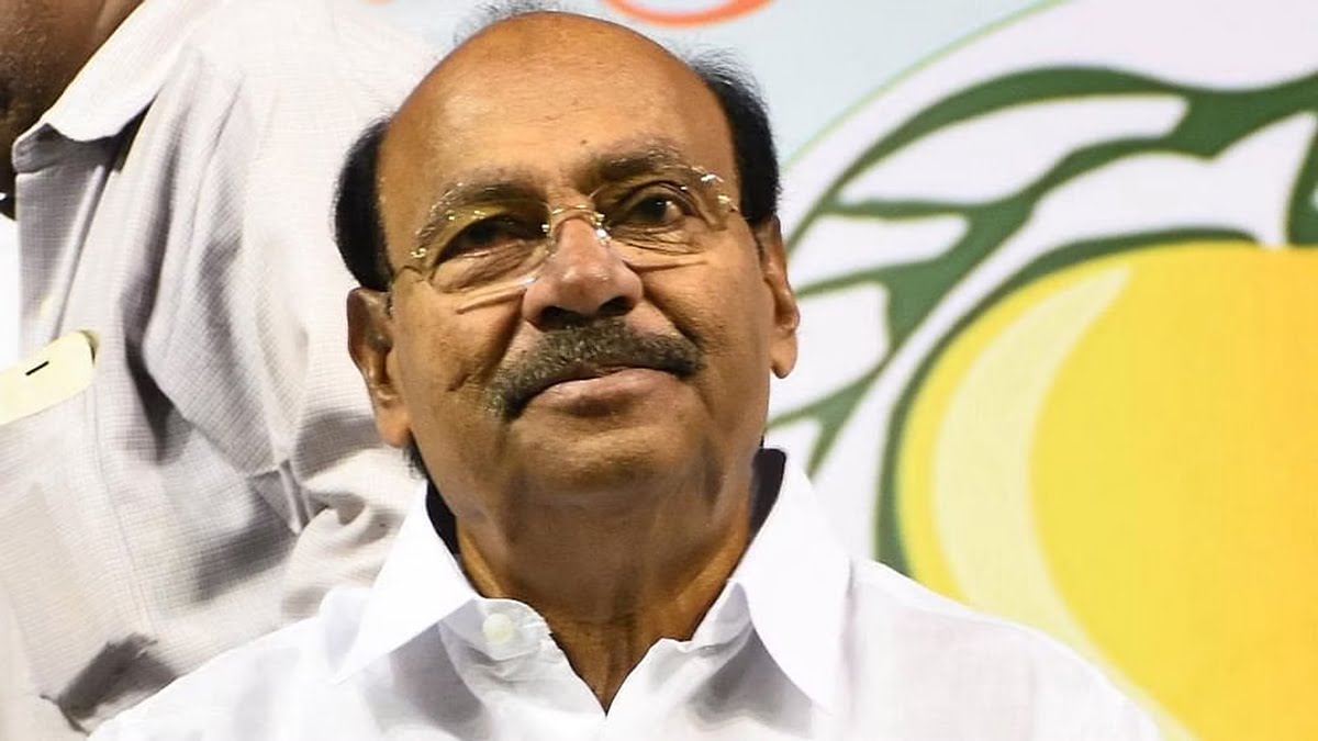 Government should not be register all properties involved in court cases: ramadoss