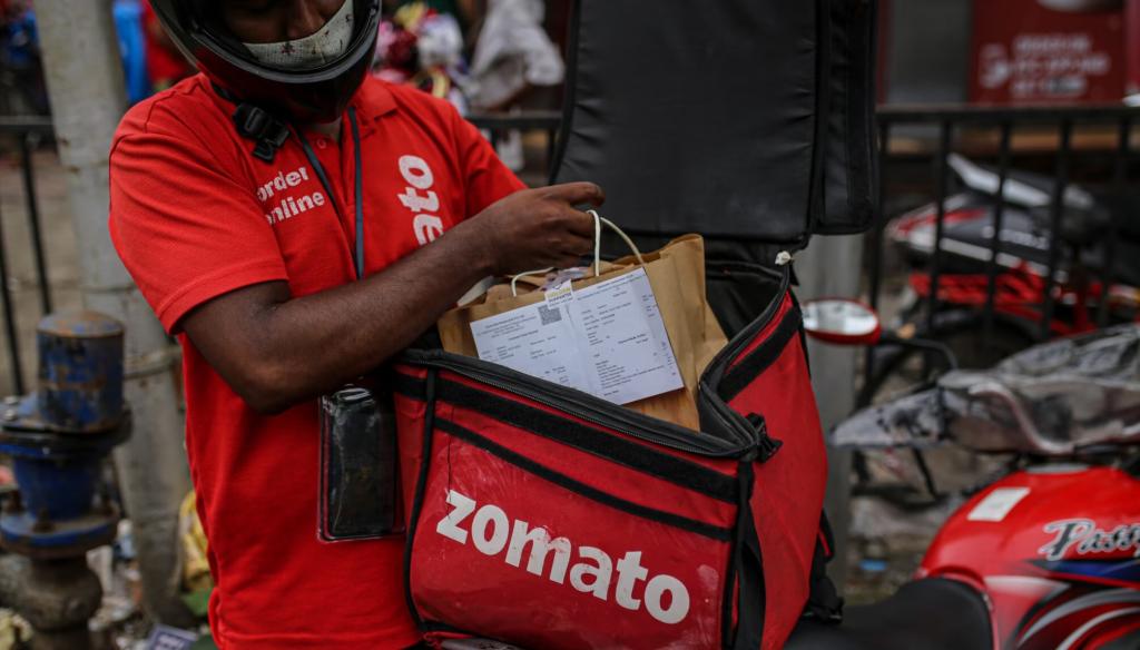 வாடிக்கையாளர் சேவை மையம் துறையையே காலி செய்துவிட்ட AI.. Zomatoவில் 600 பேர் பணிநீக்கம்..!