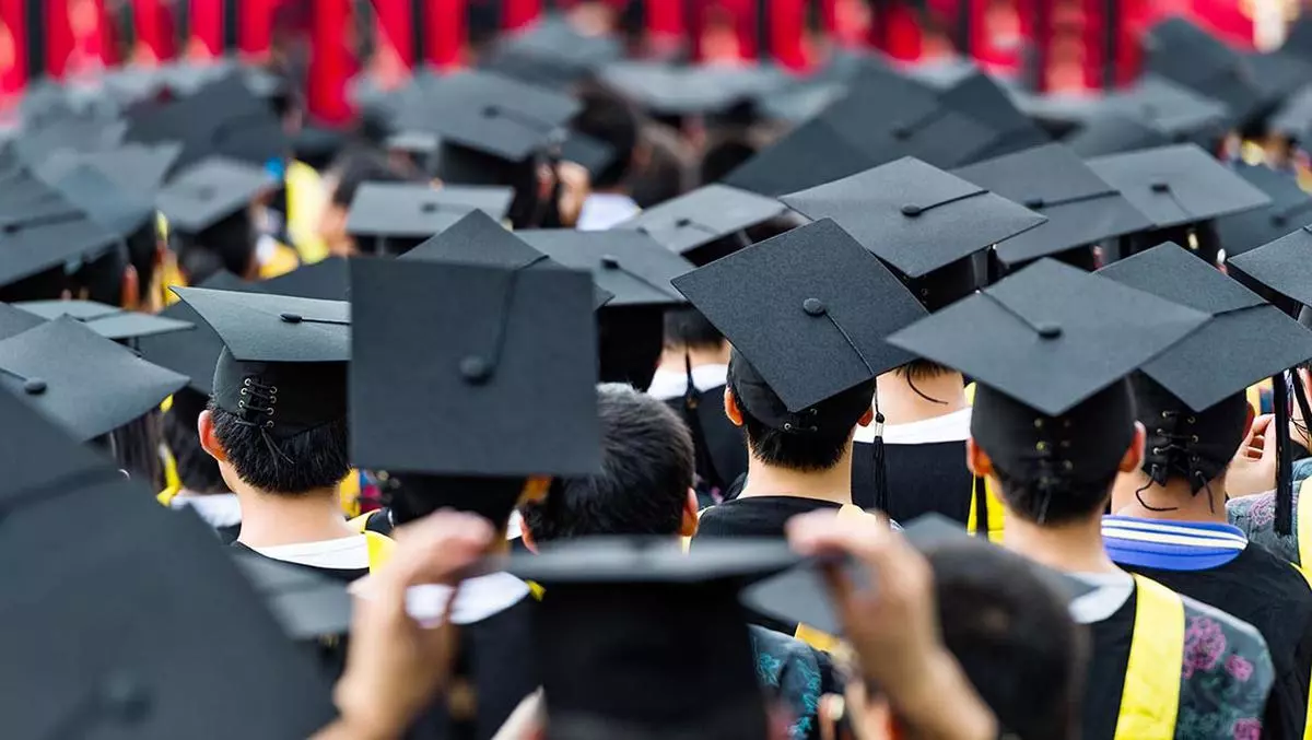 அறிவு ஏற்றுமதியை நிறுத்திவிட்டாலே அமெரிக்கா ஆட்டம் கண்டுவிடும்.. இந்தியா ரூட்டை மாற்ற வேண்டும்.. 25 வருடத்தில் நிலைமை தலைகீழாக மாறும்..!