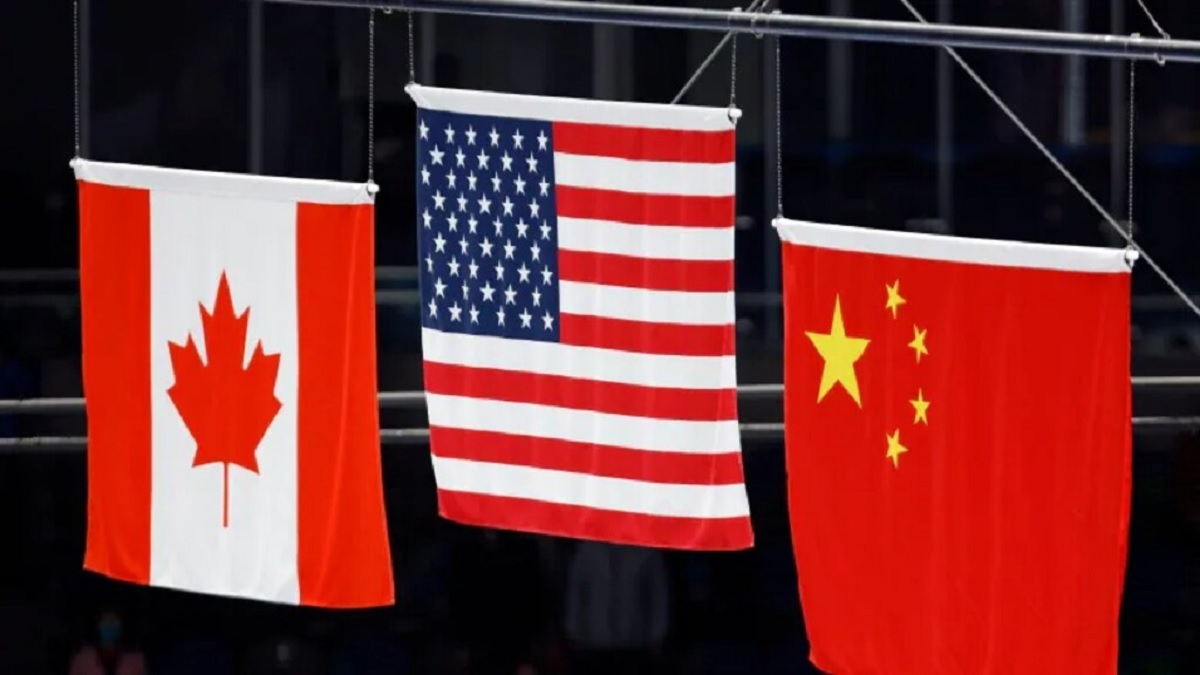 வாயை மூடிக்கொண்டு நான் சொல்வதை செய்.. கனடாவை மிரட்டிய அமெரிக்கா.. சரியான நேரத்தில் கைகொடுத்த சீனா.. ஒரு வல்லரசு பயமுறுத்த, இன்னொரு வல்லரசு கைகொடுக்க.. கனடாவின் முடிவு என்ன? அமெரிக்காவின் அதிகார திமிருக்கு பதிலடி..!