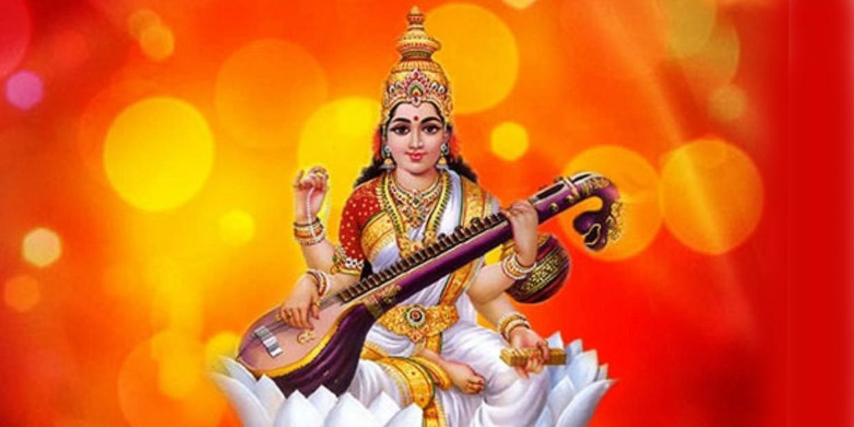 சரஸ்வதி பூஜை மற்றும் ஆயுதபூஜையின் ஸ்பெஷலே இதுதாங்க… மறக்காம இப்படி வழிபடுங்க!