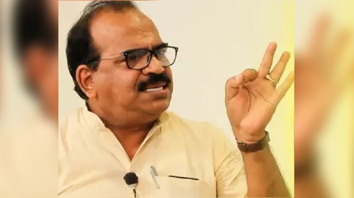இப்படியே போனால் அதிமுக 4 தொகுதிகளில் கூட வெற்றி பெறாது.. அதிமுகவின் எதிர்காலம் கேள்விக்குறி தான்.. ஈபிஎஸ் தனது அரசியல் இருப்பை தக்கவைத்து கொள்ளவே போராட வேண்டியிருக்கும்.. நாஞ்சில் சம்பத் பேட்டி..!