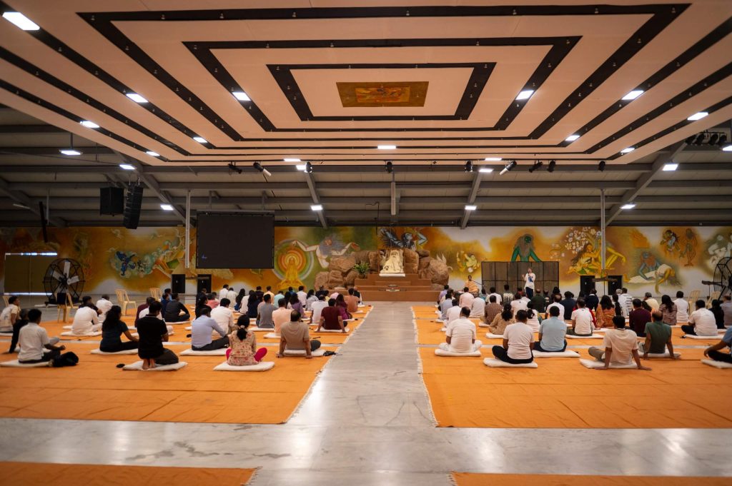 ஈஷாவில் அரசு உயர் அதிகாரிகளுக்கு யோகா மற்றும் தலைமைத்துவ பயிற்சி! 88 அரசு உயர் அதிகாரிகள் பங்கேற்பு!