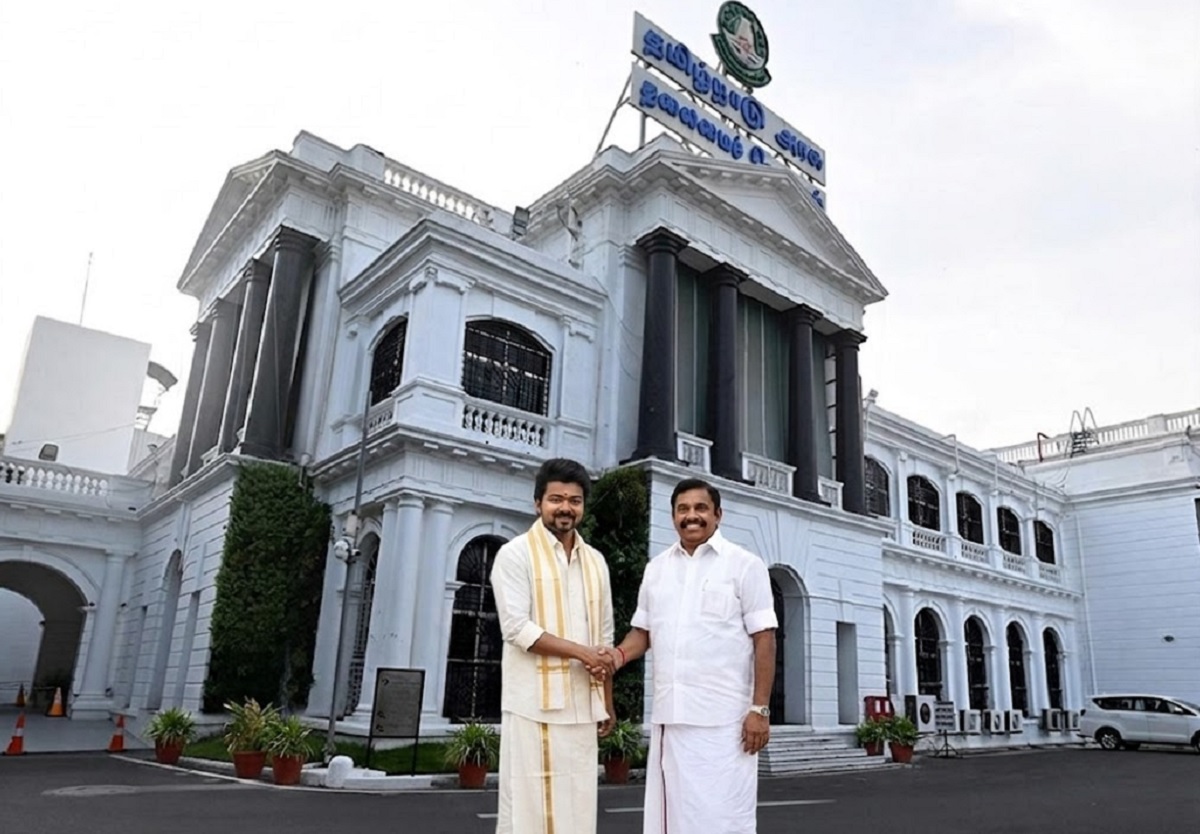 தேர்தலுக்கு பின் கூட்டணி ஆட்சி தான்.. விஜய் அல்லது ஈபிஎஸ் யாராவது ஒருவர் முதல்வர் பதவியை விட்டுத்தந்தே ஆகவேண்டும்.. இல்லையெனில் இன்னொரு தேர்தல் நடத்தும் பெரும் செலவுக்கு இருவருமே காரணமாகிவிடுவார்கள்.. அடுத்தடுத்து தேர்தல் என்றால் மக்களுக்கு சலிப்பாகிவிடும்.. யார் விட்டுக்கொடுப்பார்? மில்லியன் டாலர் கேள்விக்கு காலமே பதில் சொல்லும்..!