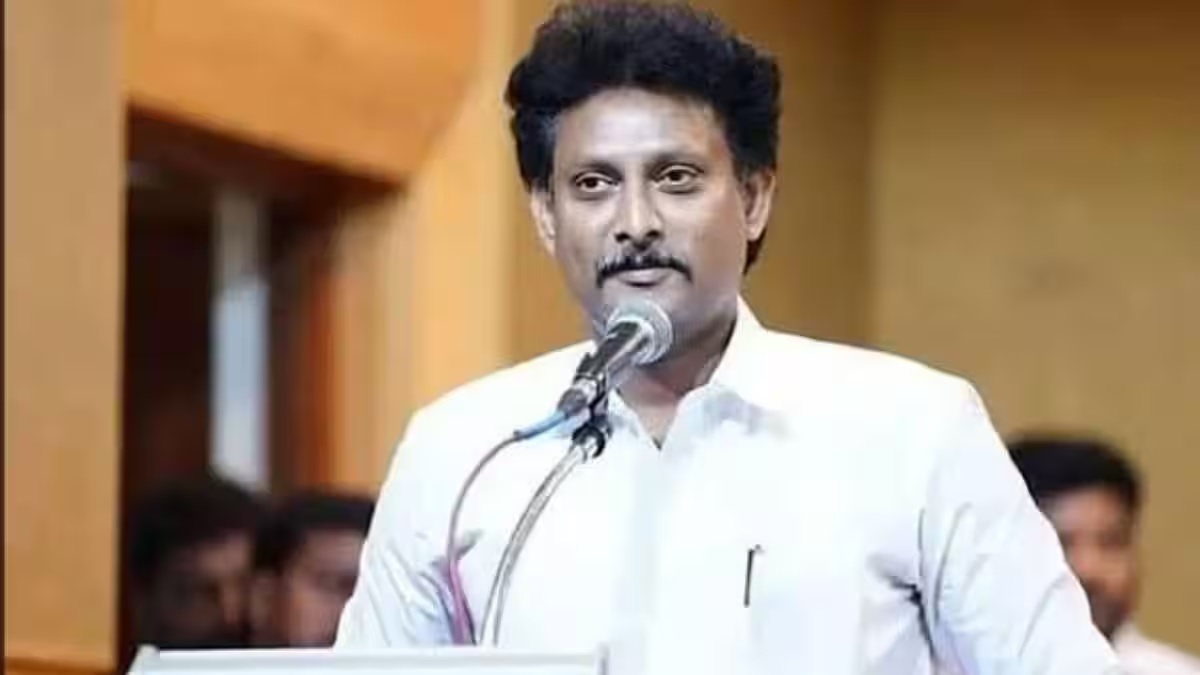 anbil mahesh